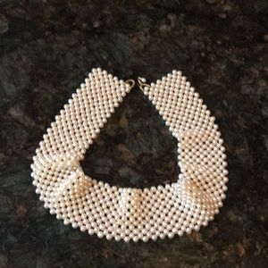 - Genuine cultured seed pearl choker🌺